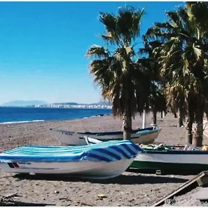 https://precioso-apartamento-con-garaje-en-primera-linea-de-playa.es-andalucia.com